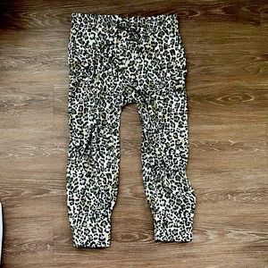 Jules & Leopold animal print pants